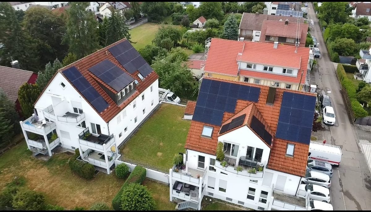 PV-Anlage auf Mehrfamilienhaus — dumpro Mieterstrom und Gebäudestrom